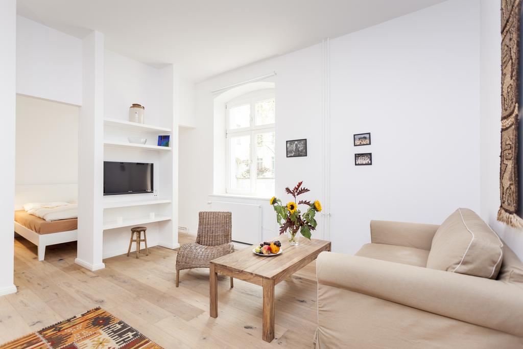 Downtown Torstr, 4 Unique Units From 1-3 Bedrooms Апартаменты *