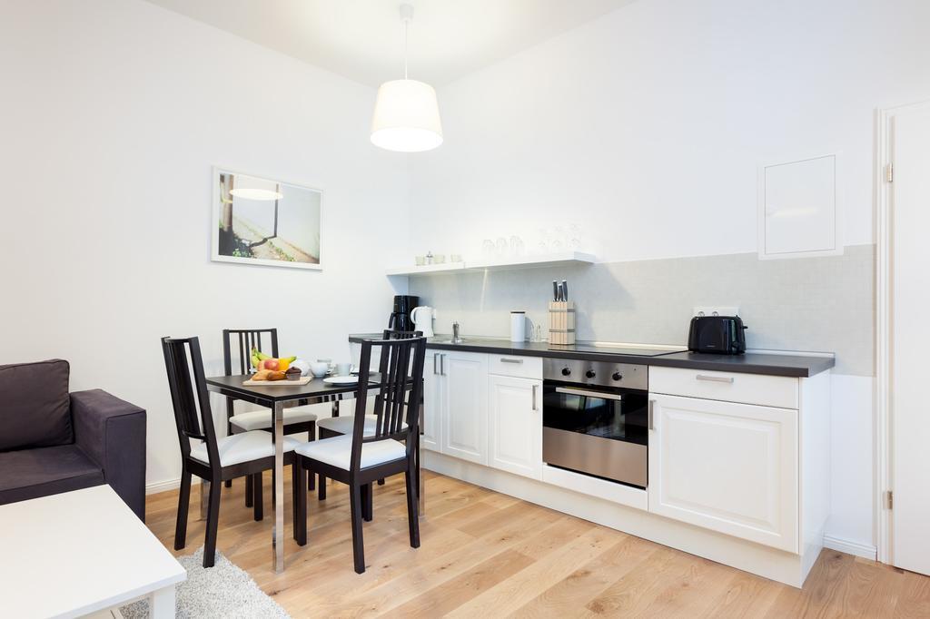 Downtown Torstr, 4 Unique Units From 1-3 Bedrooms * Berlin